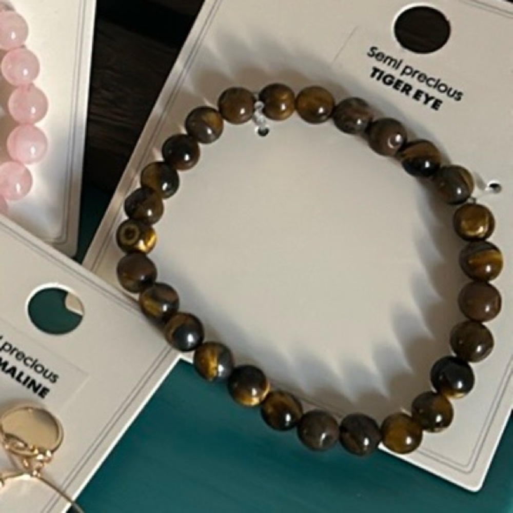 New Tiger’s Eye Semi-Precious Gemstone Bead Stretch Bracelet